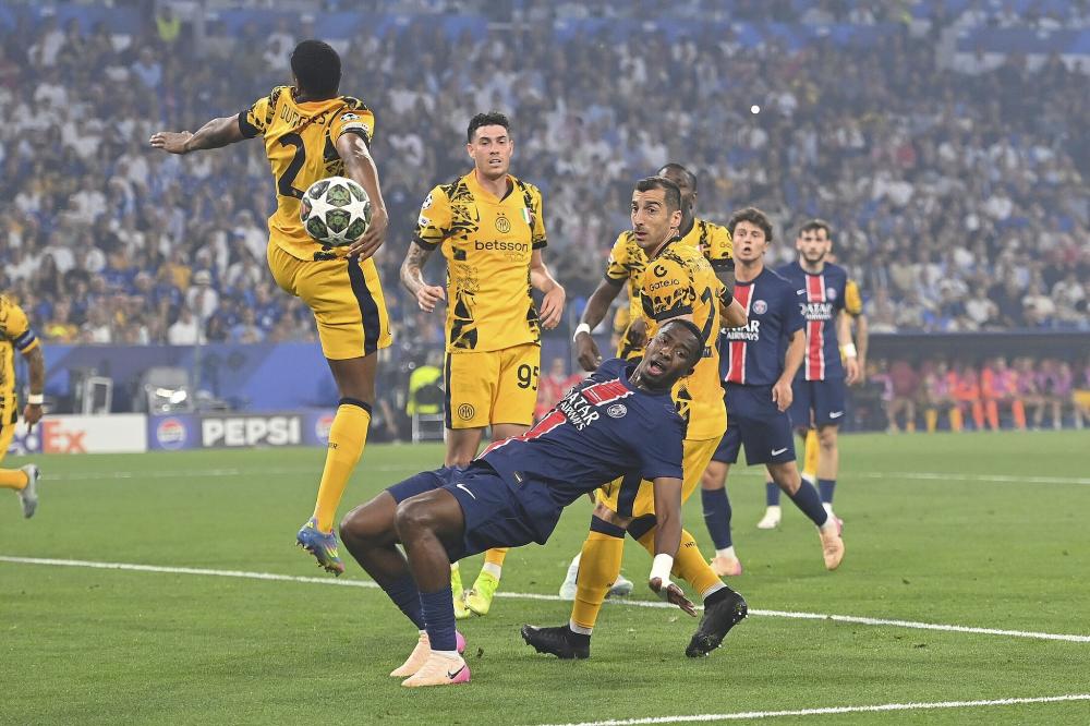 洛卡特利：那不勒斯防守得很好，我们犯了一些本不该犯的错误