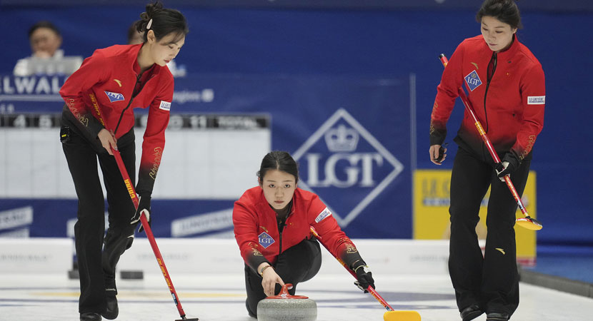 米体：泽林斯基本有望德比首发，但国家队赛后他出现身体问题